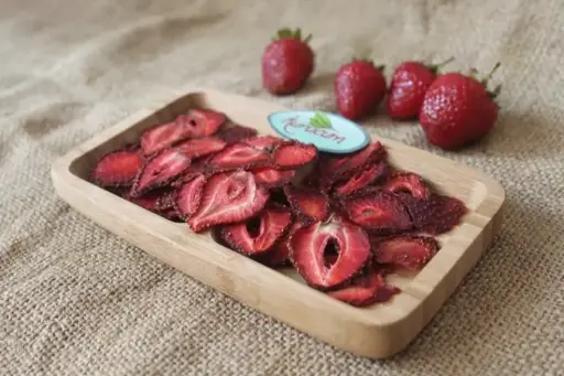 1kg Kuru Çilek. Doğal ve tatlı köy çilekleri